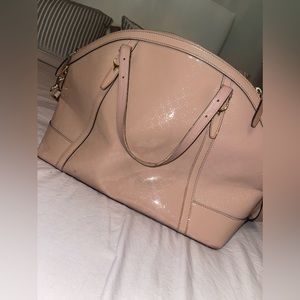 Gucci Microguccissima Patent Leather Light Pink